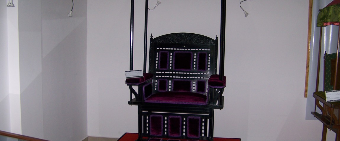 sultan throne