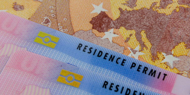 Differences between Andorra residence permits