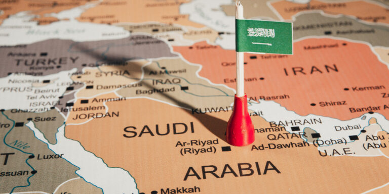 How to get Saudi Arabia work visa?