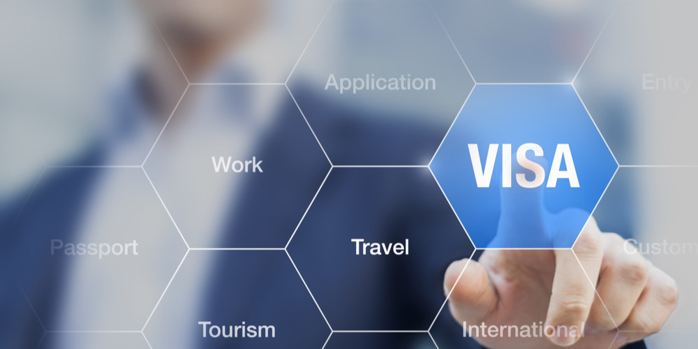 What are the differences between Pakistan e visa and Electronic Travel Authorization?