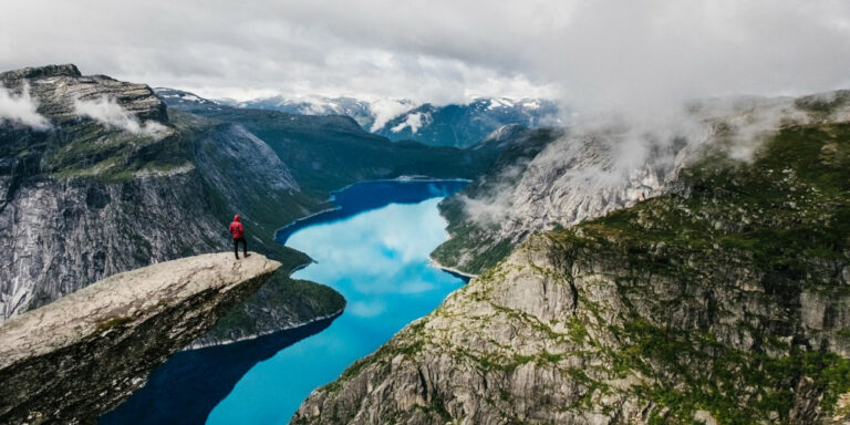 12 reasons why you should travel to Norway right now
