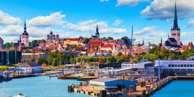 Какие лучшие туристические достопримечательности Эстонии