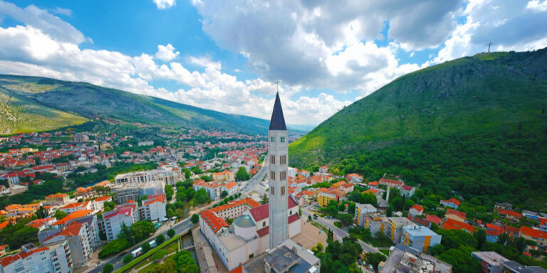 Разница между краткосрочной и долгосрочной визой Боснии и Герцеговины