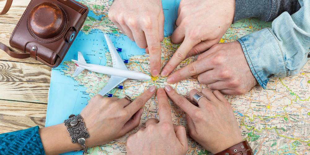 How To Plan A Group Trip With Friends
